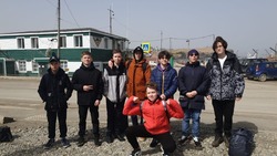Первая группа курильских школьников прибыла в Южно-Сахалинск 