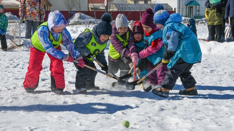 На Кунашире провели турнир ХОККЕЙ В ВАЛЕНКАХ