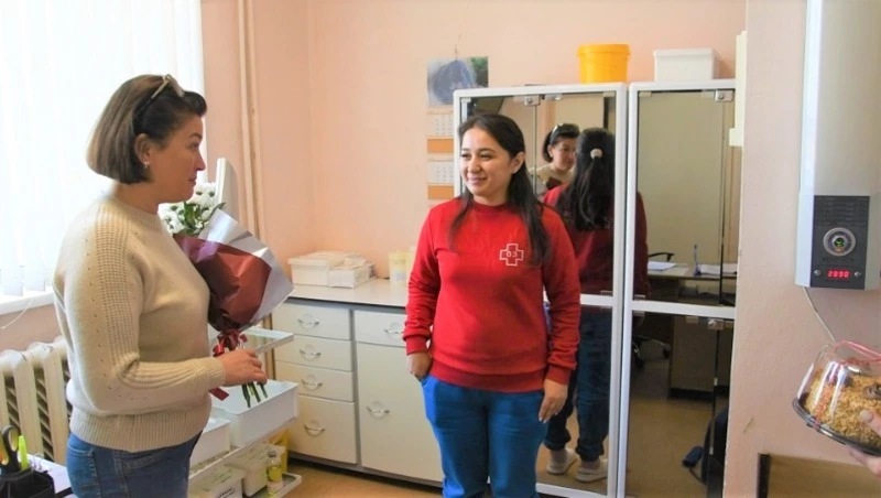 С Днем работника скорой помощи поздравили южнокурильчан