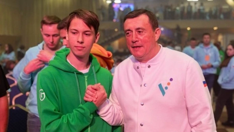 Всероссийский молодёжный форум «ОстроVа» начался на Сахалине