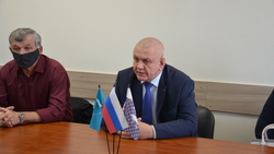 Вячеслав Власенко покидает пост мэра Южно-Курильского района