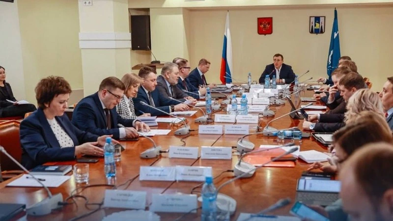 Жены и матери участников специальной военной операции получат подарки от губернатора