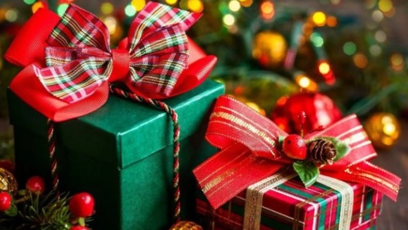 О НОВОГОДНИХ ПОДАРКАХ ДЛЯ ДЕТЕЙ