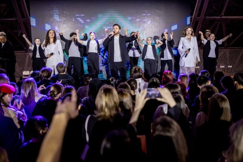 Яркий фестиваль объединил сахалинское студенчество в Татьянин день