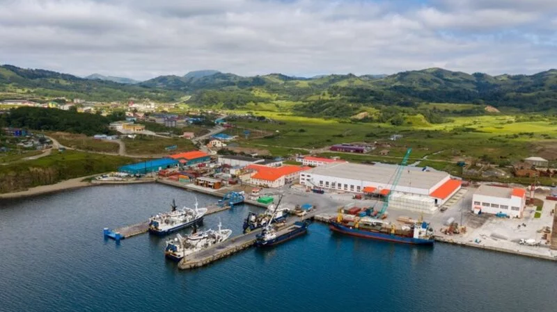 Президент дал старт работе уникального завода "Гидростроя" на Шикотане