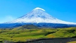 Извержение Ключевского вулкана на Камчатке разрушило дамбу