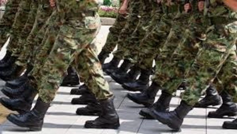 Кредиты до 10 млн рублей спишут контрактникам на Сахалине и Курилах