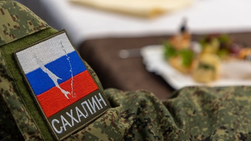Валерий Лимаренко встретился с прибывшими в отпуск мобилизованными сахалинцами