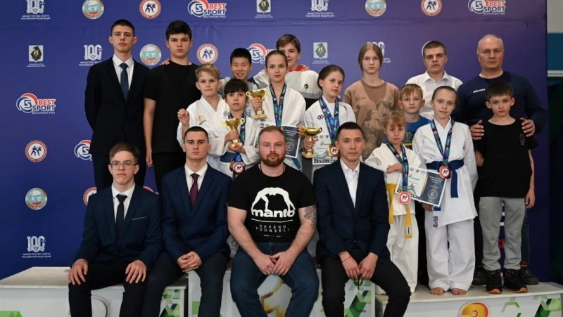 Южнокурильчане приняли участие в дальневосточном чемпионате по карате