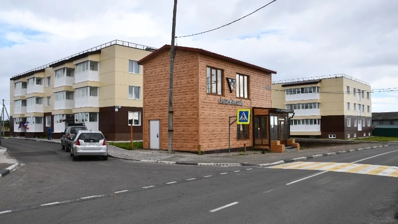 Переселенцы из ветхого и аварийного жилья получили ключи от новых квартир