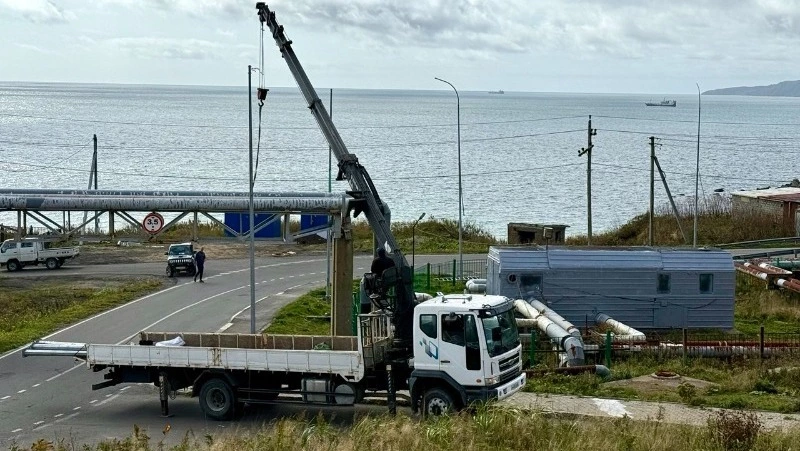 На Кунашире обновляют систему уличного освещения