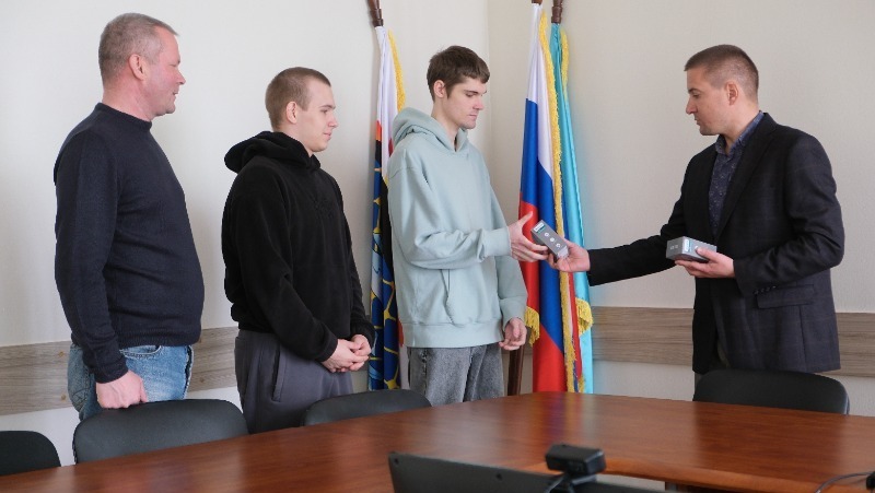Курильских призывников проводили в армию