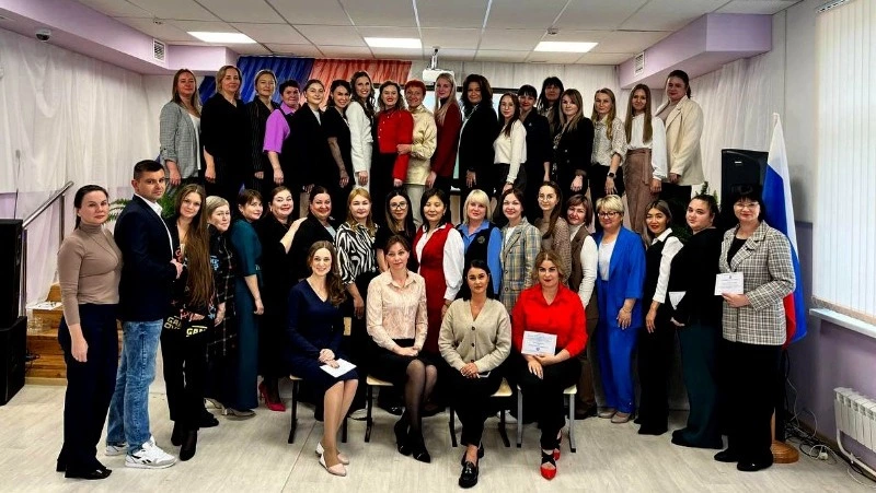 Учителя и воспитатели Южно-Курильского района обменялись опытом на муниципальной конференции