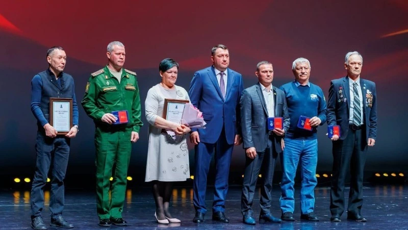 Награждение "За патриотическое воспитание"