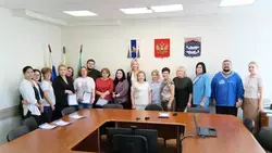 Уважаемые работники торговли!
