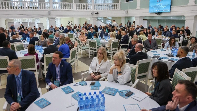 Форум депутатов прошел в Южно-сахалинске