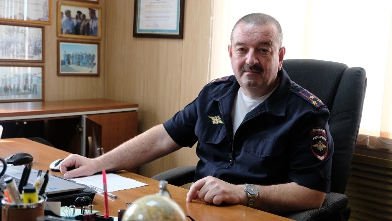 Начальник полиции Южно-Курильского района Виктор Фарбатюк покидает пост