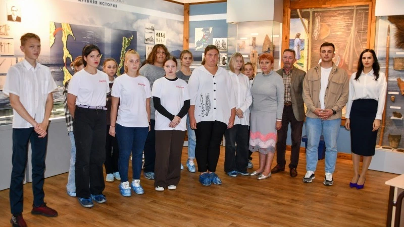 Активисты РДДМ из Южно-Курильска прошли посвящение в «Хранители истории»