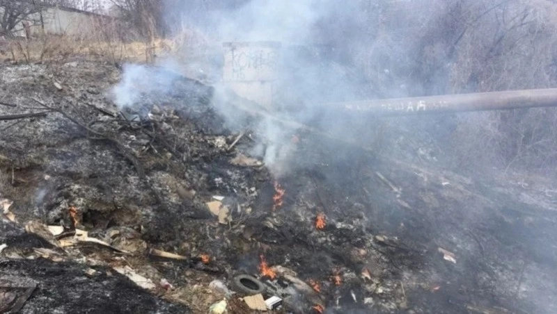 Пожарные ликвидировали возгорание в Южно-Курильском районе