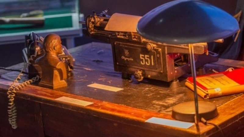 Выставку «Реквием» открыли в историческом парке «Россия – моя история» на Сахалине