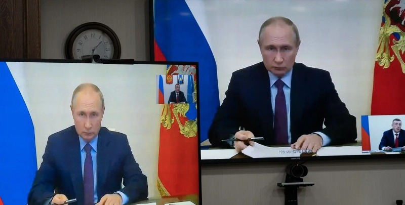 Депутаты и жители нашего района обсуждают встречу президента России Владимира Путина 