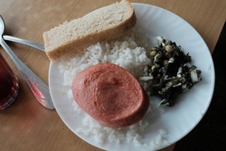 Сахалинская область запросит у Минпросвещения больше денег на школьную еду