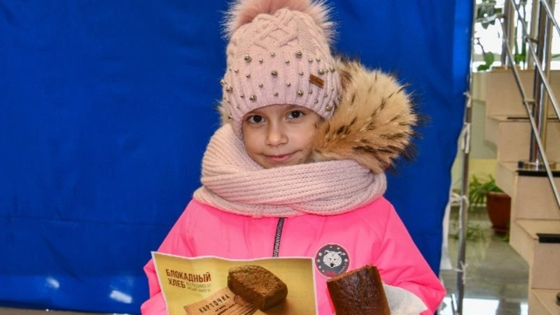 Всероссийская акция «Блокадный хлеб»