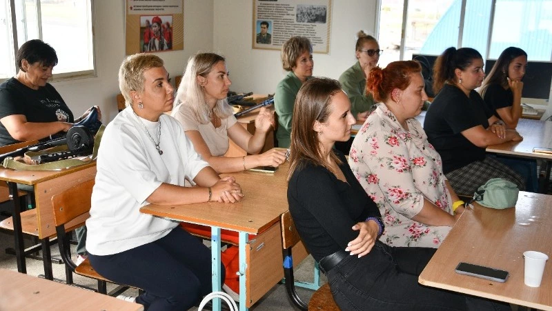 10 жительниц Южно-Курильского района прошли курс военно- спортивной подготовки