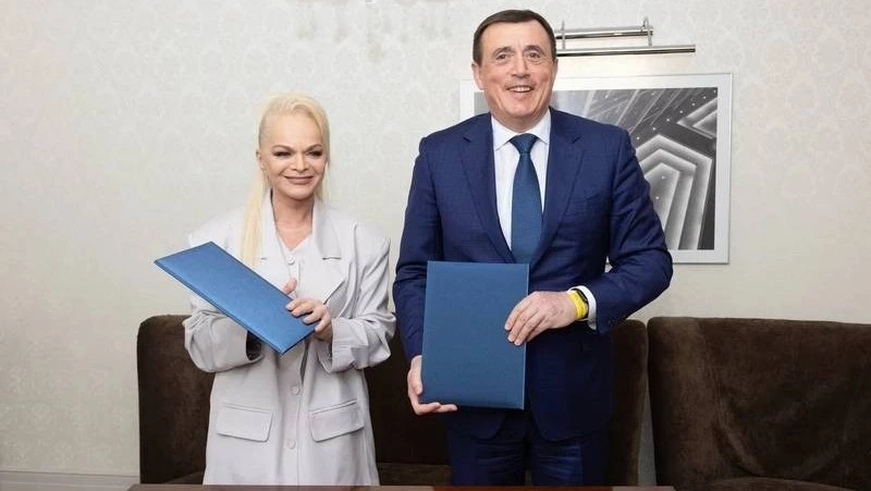 Сахалинская область будет сотрудничать с Музыкальной академией Ларисы Долиной
