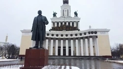 7 ноября – день памяти и переосмысления: как сегодня отмечают Октябрьскую революцию