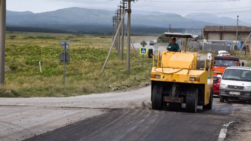Реконструкция автодорог на южных Курилах