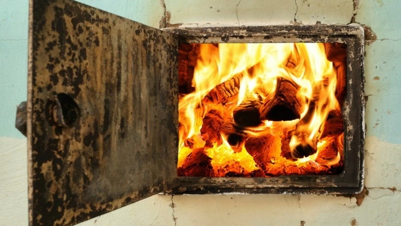 Островные спасатели призывают соблюдать меры безопасности при эксплуатации печного отопления