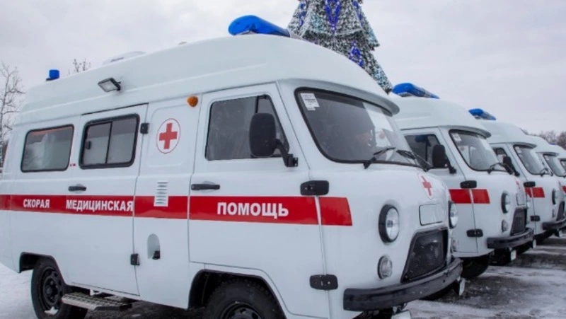 12 новых автомобилей скорой помощи отправились в районы Сахалинской области