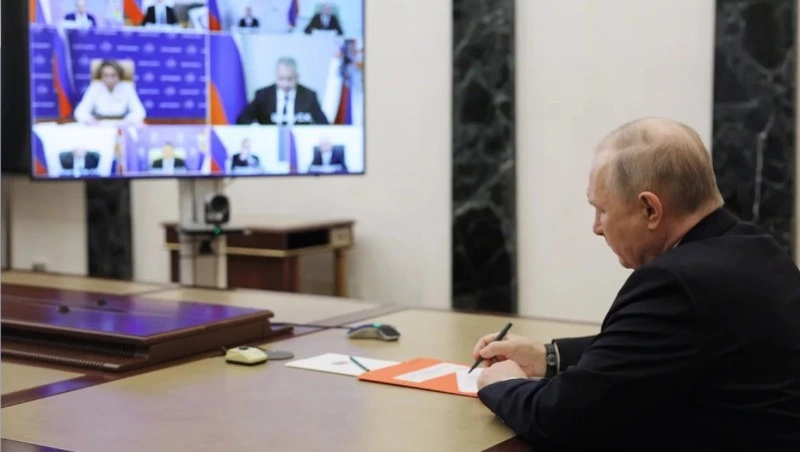 Заседание Совета безопасности с участием Владимира Путина