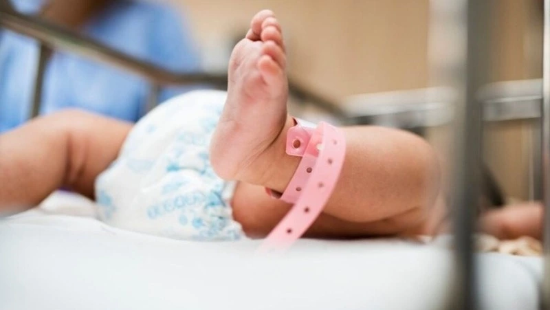 Послеродовую реабилитацию женщин предложили включить в ОМС