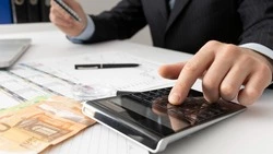 День экономиста 2024 году: когда отмечают, история и традиции праздника